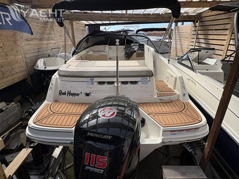 Bayliner VR5 CUDDY