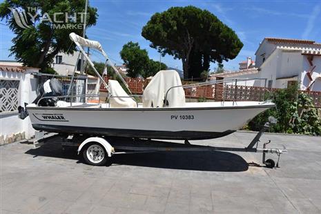 BOSTON WHALER MONTAUK 17