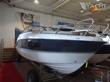 QUICKSILVER QUICKSILVER ACTIV 805 CRUISER