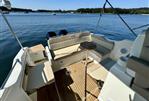 Quicksilver 875 sundeck