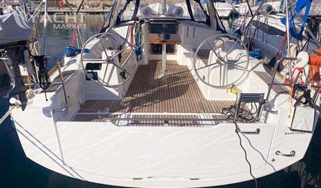 BENETEAU OCEANIS 38