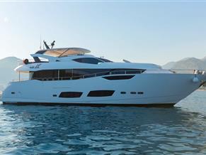 Sunseeker 95 Yacht