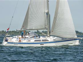 HALLBERG RASSY HALLBERG RASSY 44