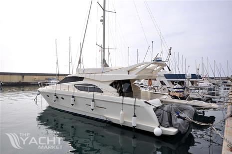 FERRETTI FERRETTI 53