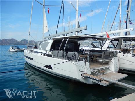 JEANNEAU YACHT 55