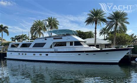 Burger Flush Deck with Flybridge - Profile