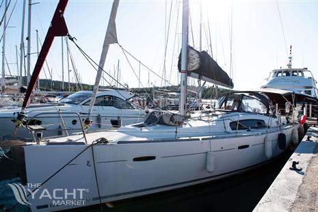 BENETEAU OCEANIS 43