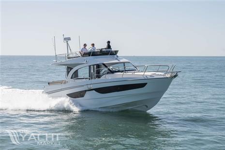 BENETEAU ANTARES 11 FLY