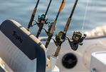 Bayliner Trophy 24 CC - Fishing rods on a 2024 Bayliner Trophy 24 CC boat.