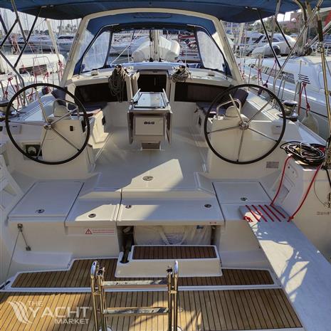 BENETEAU OCEANIS 48