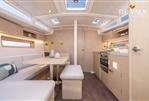 Beneteau Oceanis 37 - Picture 6