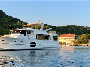 BENETEAU SWIFT TRAWLER 52