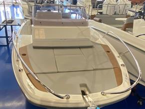 BENETEAU FLYER 6 SUNDECK