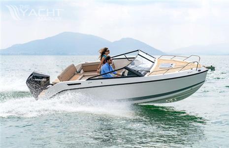 QUICKSILVER QUICKSILVER ACTIV 675 CRUISER