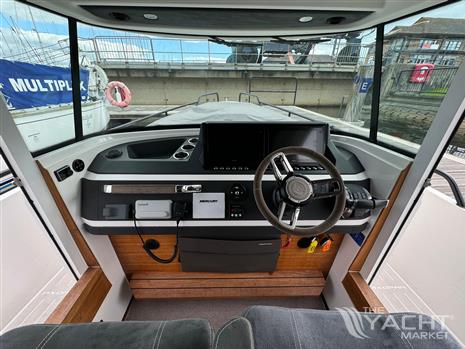 Axopar 28 Cabin Brabus Line