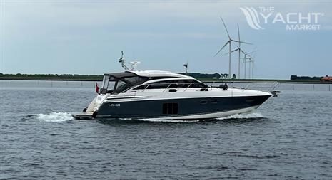 Princess V52 - Princess-V52-motor-yacht-for-sale-exterior-image-Lengers-Yachts-6-2.jpg