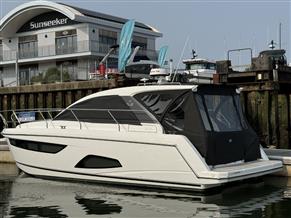 Sealine S330