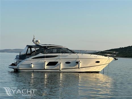 Princess Yachts V 39 - Princess_V39_2015