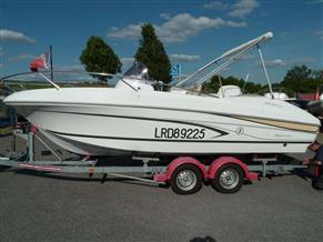 BENETEAU FLYER 650 SUNDECK