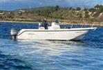 BOSTON WHALER OUTRAGE 26