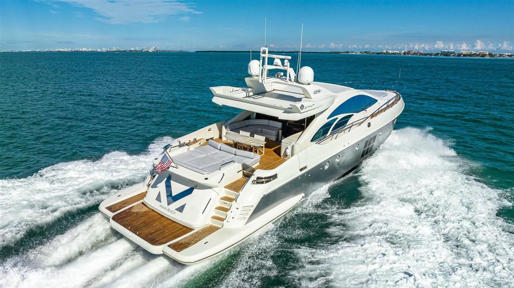 2008 Azimut