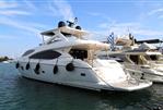 Sunseeker 88 Yacht - Image courtesy of JD Yachts