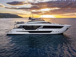 Ferretti Yachts 1000