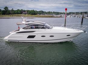 Princess Yachts V39