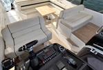 Sunseeker Portofino 48 - 4 - Cockpit