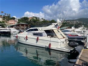 Ferretti Yachts Ferretti 48 Fly