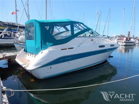 Sea Ray Sundancer 230