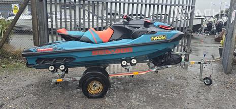 SeaDoo 230 wake pro