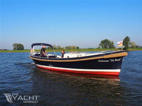 Jan Van Gent 10.35 Cabin
