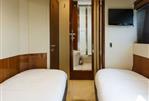 Sunseeker Manhattan 65 - 34 - Twin Cabin