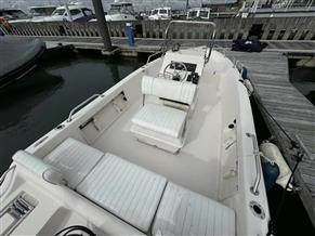 Cobia 186 Center Console