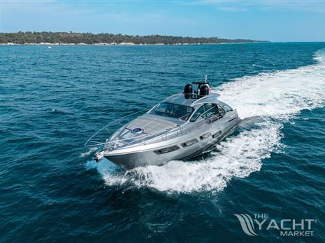 Pershing 5X