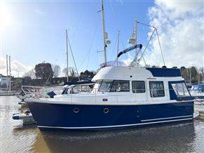 Beneteau Swift Trawler 34 Fly