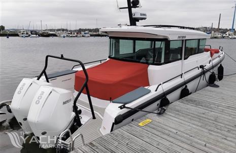 Axopar Boats 37 XC Cross Cabin