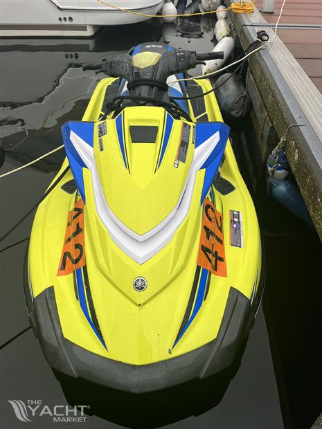 Yamaha GP1800R