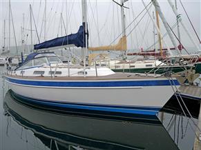 Hallberg-Rassy 34