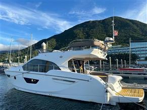 Sessa Marine F42 Flybridge