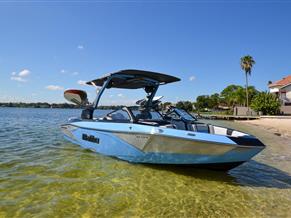 Malibu Wakesetter 23 LSV