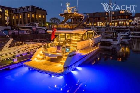 Fairline Squadron 58