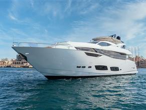 Sunseeker 95 Yacht