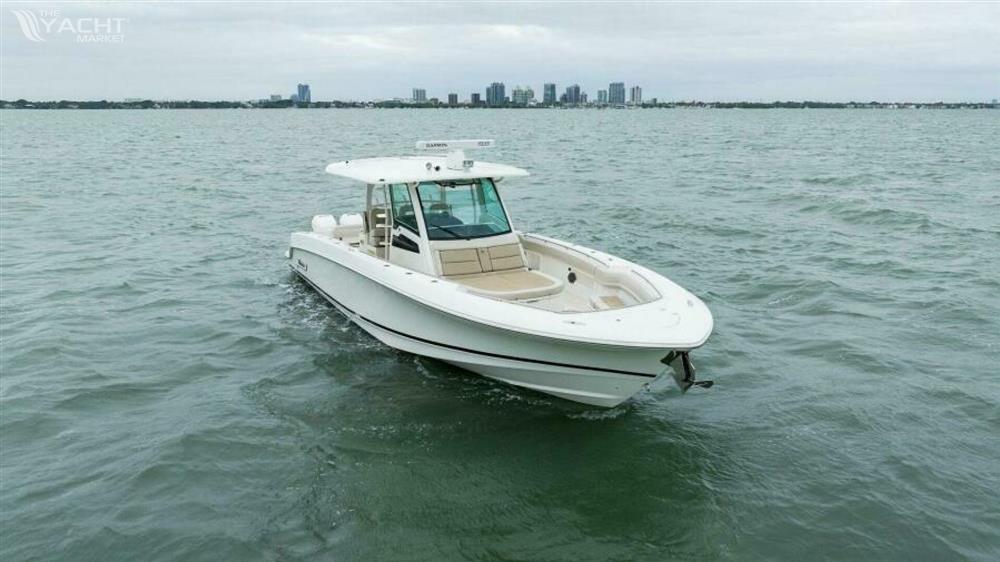 2018 Boston Whaler