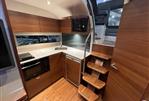 Princess Yachts V40