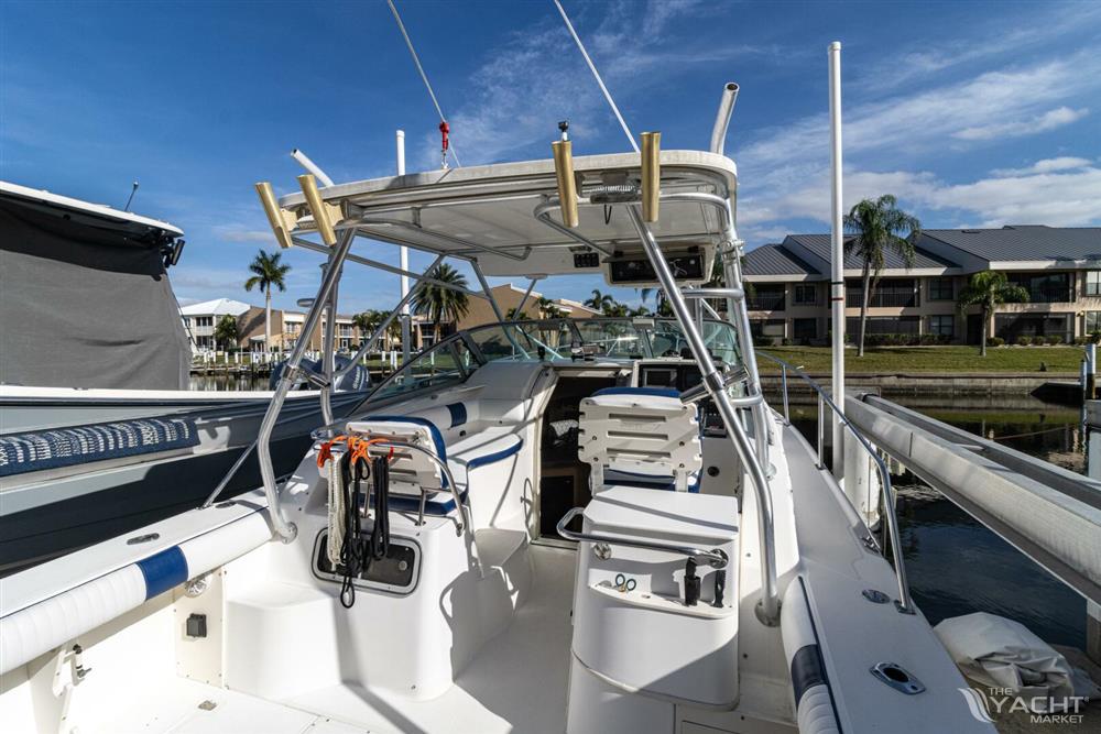 2000 Boston Whaler