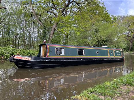  Peter-Nicholls 41′ Semi Trad Narrowboat