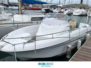 BENETEAU FLYER 650 OPEN SÉRIE 2