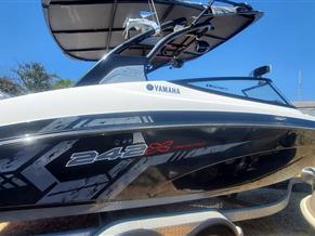 Yamaha 242X